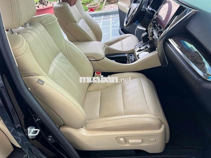 Toyota Alphard 2023 Đen 72 ngàn km