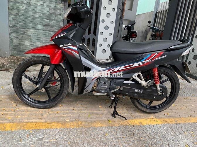 Honda Wave Blade 2022 Đỏ đen 12000km