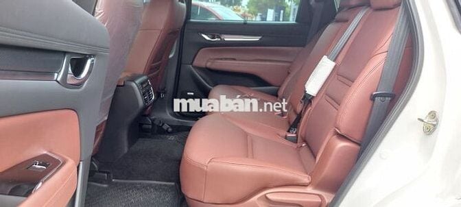 Mazda CX8 AWD Signature 2025 Trắng 300 km
