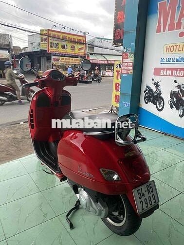 Vespa GTS bstp máy rin chất góp 0đ