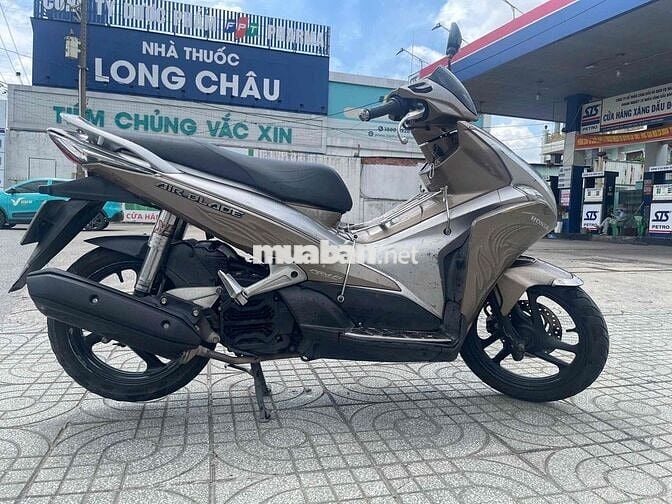Honda Air Blade Nâu Phun xăng điện tử