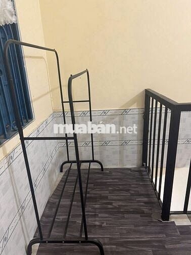 Cho thuê p30 m2 cách ĐHVLCS 3 200m