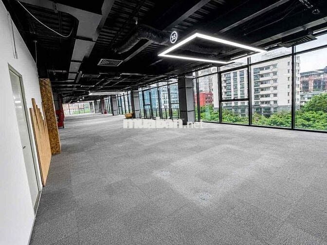 CHO THUÊ VĂN PHÒNG TẠI VÕ CHÍ CÔNG, TÂY HỒ / 1.000M2/ CHUẨN HẠNG B