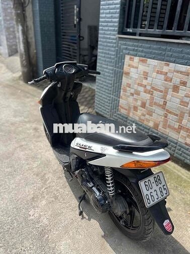 Honda Click Trắng