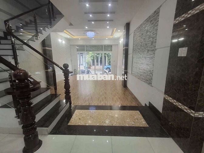 siêu rẻ Cho thuê nhà nguyên căn đường Hoàng Quốc Việt - P Phú Thuận Q7