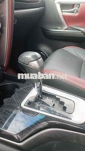 Toyota Fortuner Legender 2021 Trắng 68000 km