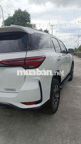 Toyota Fortuner Legender 2021 Trắng 68000 km
