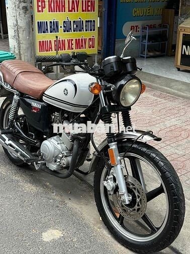Yamaha YB 125 Trắng Zin, êm