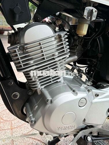 Yamaha YB 125 Trắng Zin, êm