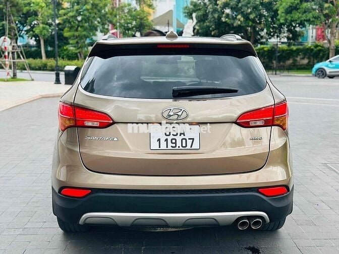 BÁN SANTAFE 2.4L FULL XĂNG 2015 ĐI CHUẨN 9,3 VẠN