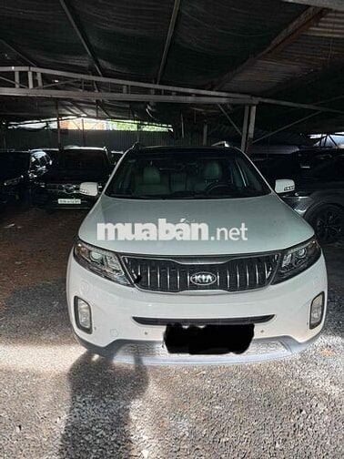 Kia Sorento 7 chỗ màu Trắng