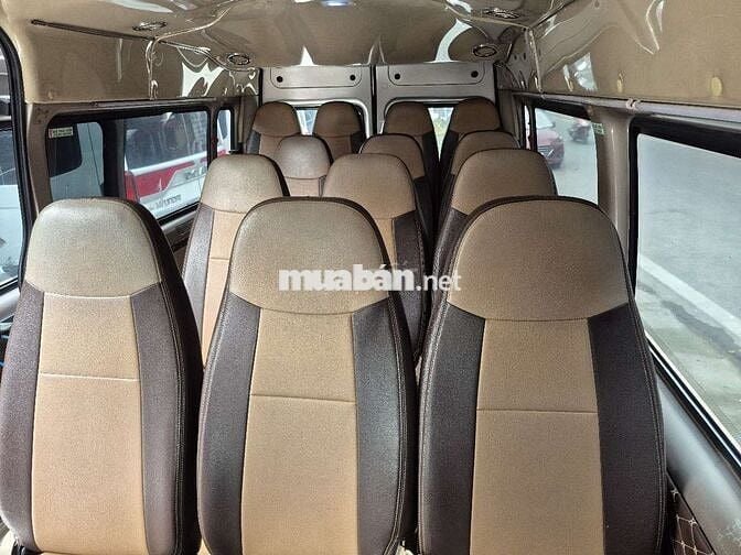 Ford Transit 16 chỗ Bạc