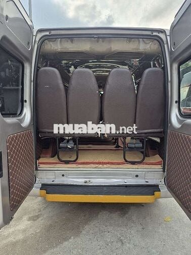 Ford Transit 16 chỗ Bạc