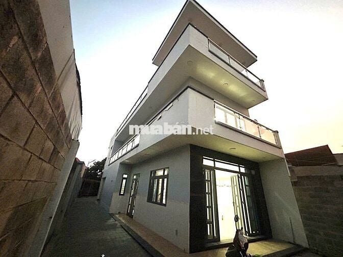 CHÍNH CHỦ BÁN NHÀ PHỐ HÓC MÔN • HẺM NHỰA XE HƠI 10 TỶ 190