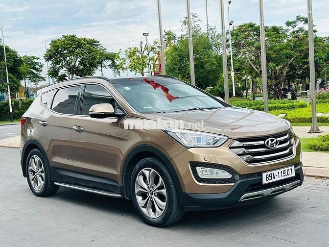 BÁN SANTAFE 2.4L FULL XĂNG 2015 ĐI CHUẨN 9,3 VẠN