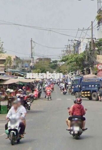 Giá tốt cho thuê mặt tiền 2000 4000..  mặt tiền Quận 4, p.xóm chiếu