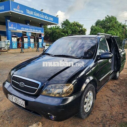 Kia Carnival 7 chỗ Xăng màu Đen