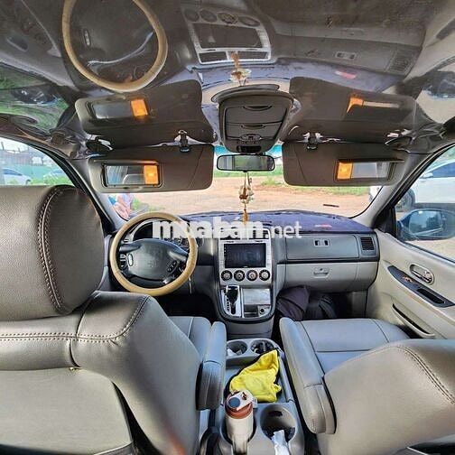 Kia Carnival 7 chỗ Xăng màu Đen