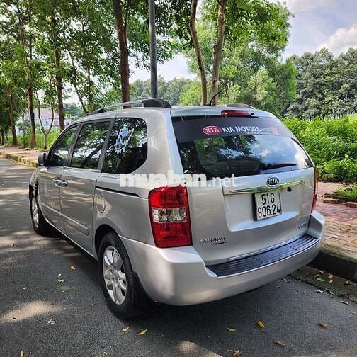 Kia Carnival 8 chỗ Dk 2010 nhập Hàn