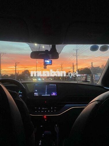 Kia Caren Luxury 2024 full option xe gia đình
