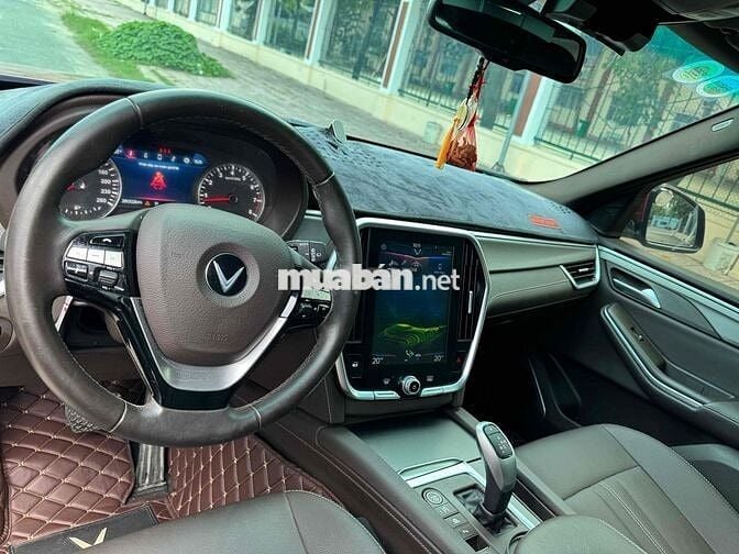 VinFast Lux SA 2021 Đỏ 7 chỗ
