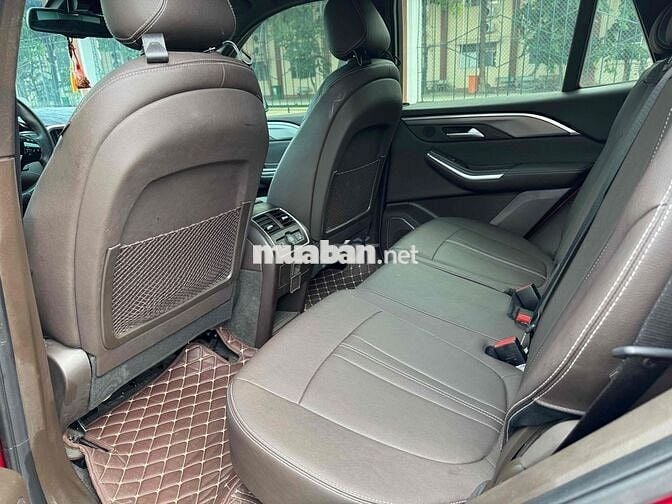 VinFast Lux SA 2021 Đỏ 7 chỗ