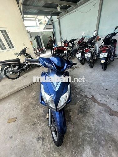 Yamaha Luvias FI 2015 Xanh đen
