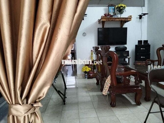 NHÀ CHÍN CHỦ CẦN B NHÀ 1/ DT:60, SỔ HỒNG HCĐĐ, ĐƯỜNG- LÊ VĂN