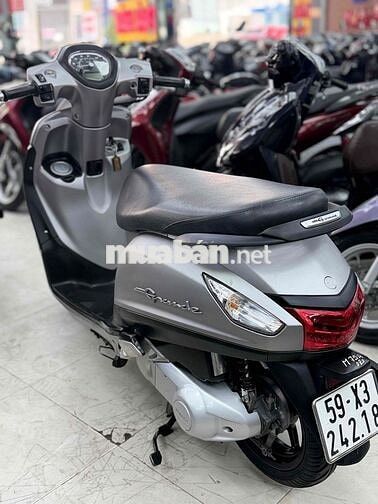 Yamaha Grande Đặc biệt 2018 Xám