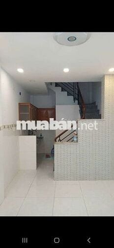 NHÀ NC GẦN MT TR L 2 LẦU ST 3PN 4VS TỨ HẢI P6 TÂN BÌNH