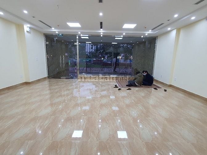 Cho Thuê Nhà Mặt Phố Nguyễn Quốc Trị - Cầu Giấy - Diện Tích 100m2 x 6t