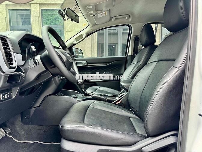 Ford Ranger XLS 4x2 AT 2024 50000 km Trắng