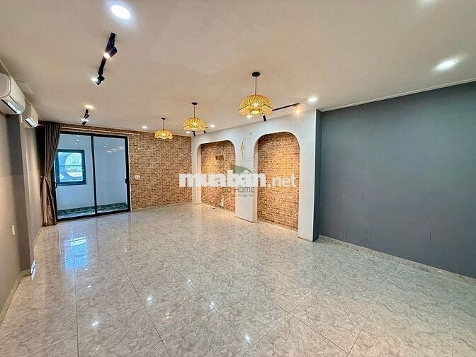 CHO THUÊ MẶT BẰNG KINH DOANH 150M2 NGANG 10M 2 MẶT TIỀN ĐƯỜNG VÀNH ĐAI