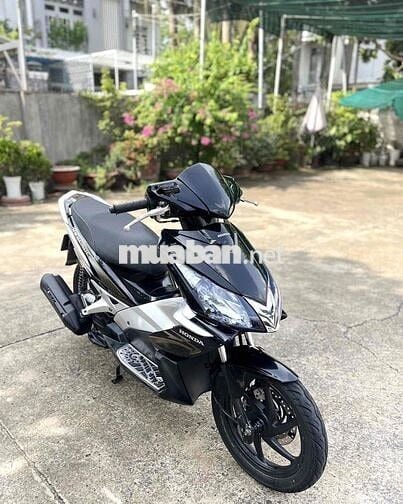 Honda Air Blade 110 Fi 2010 Đen Bạc