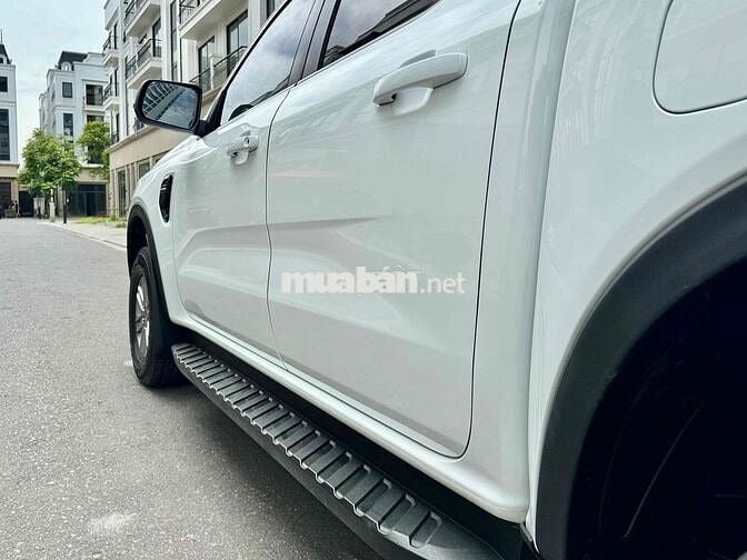 Ford Ranger XLS 4x2 AT 2024 50000 km Trắng