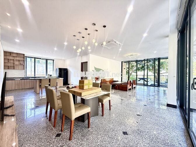 VILLA SÂN VƯỜN CÓ HỒ CÁ - 2 PHÒNG NGỦ - FULL NỘI THẤT - KHU ĐẤT LÀNH