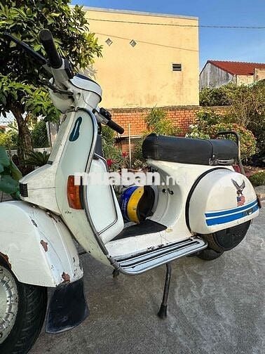 Piaggio Vespa Trắng