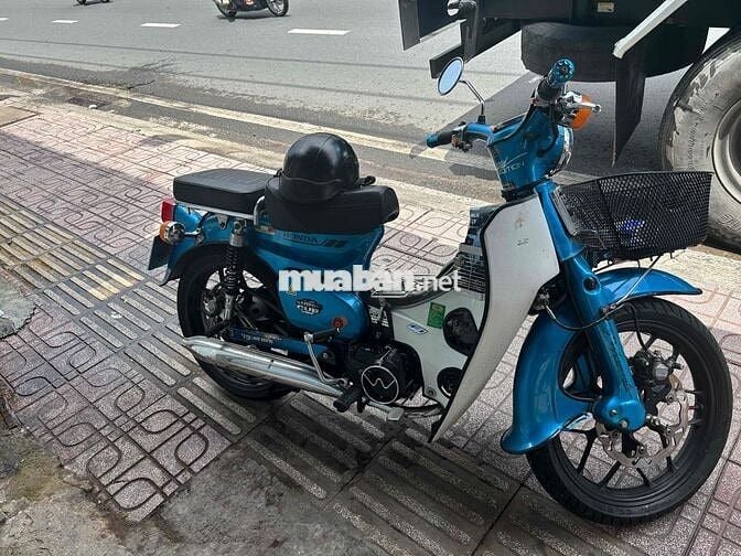 Honda Cub Cánh Én Xanh Q7