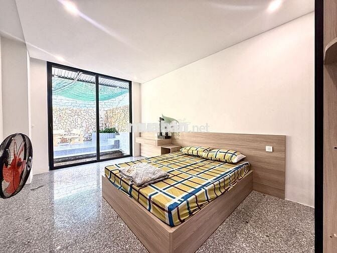 VILLA SÂN VƯỜN CÓ HỒ CÁ - 2 PHÒNG NGỦ - FULL NỘI THẤT - KHU ĐẤT LÀNH