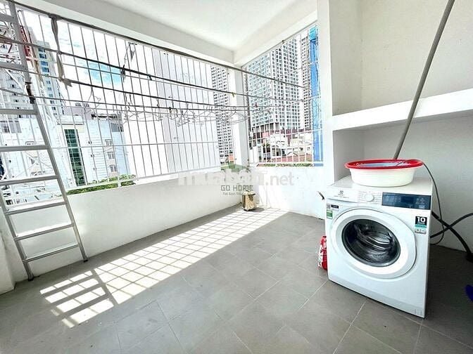 NHÀ KHU PHÍA BẮC - GẦN BIỂN - 5 PHÒNG NGỦ - FULL NỘI THẤT