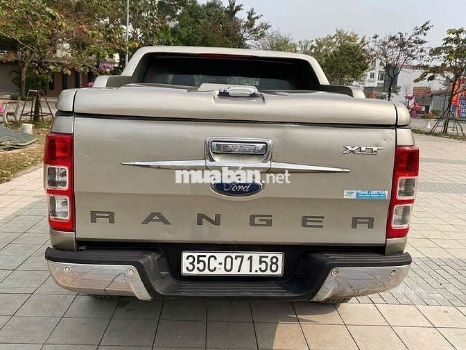 Ford Ranger XLT 2016 Vàng cát 150000 km