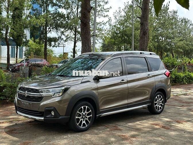 Suzuki XL7 2023 Tự động 7 chỗ Nâu