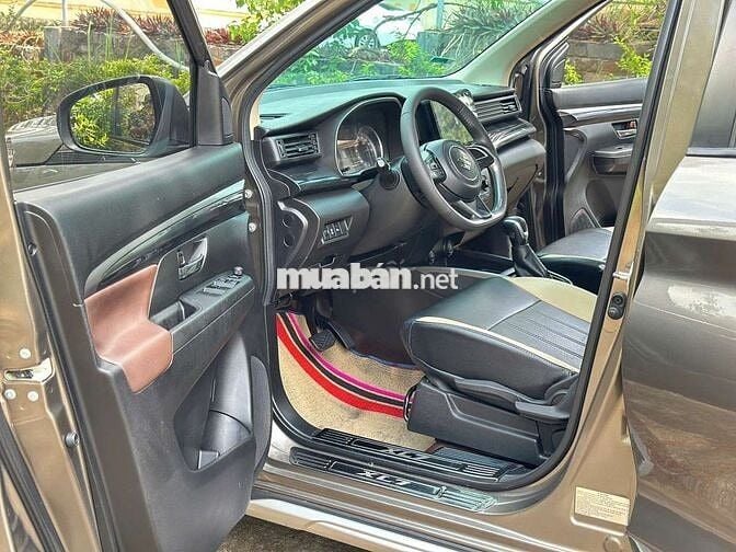 Suzuki XL7 2023 Tự động 7 chỗ Nâu