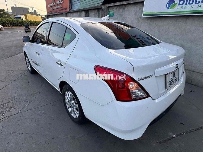 Nissan Sunny 2019 Số sàn Trắng