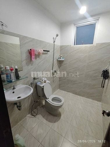 Chung cư Tô Ký Tower, Quận 12: 3pngủ, 8triệu, 85m2, nhà mới, full NT
