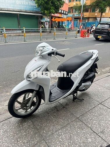 Honda Vision 2018 Trắng Đã sử dụng