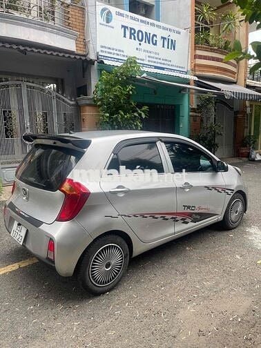 Kia Morning Máy 1.2 Số sàn Bạc 5 chỗ