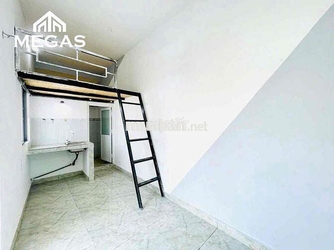 DUPLEX ĐI BỘ QUA VĂN HIẾN - SÁT TÂN BÌNH - GIÁP QUẬN 11