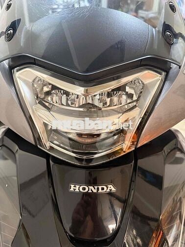 Honda SH150i ABS Xám Bạc 2018