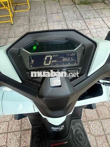 Honda Vario 160cc CBS 2023 Trắng 8600 km Chính chủ